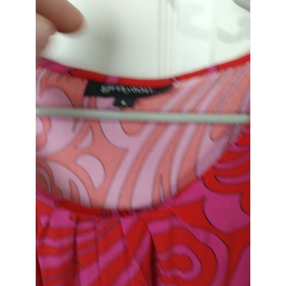 Grayson Pink Red Swirl Artsy Pullover Pleat Front Blouse. Size L - Picture 4 of 8